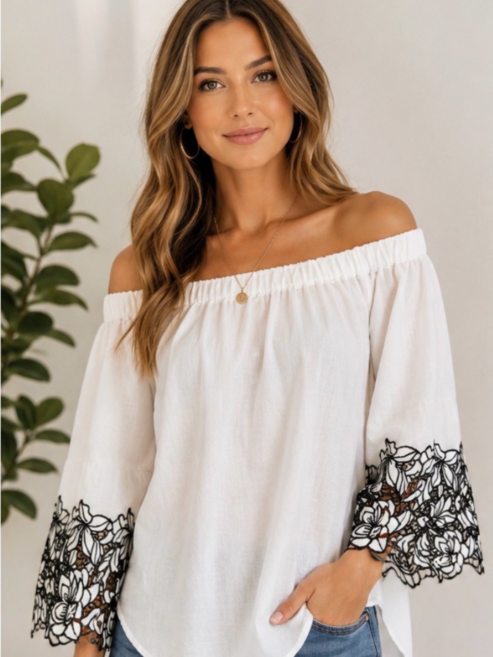 Karen Kane Linen Blend On/Off Shoulder Blouse White Floral Lace Sleeve Top Small